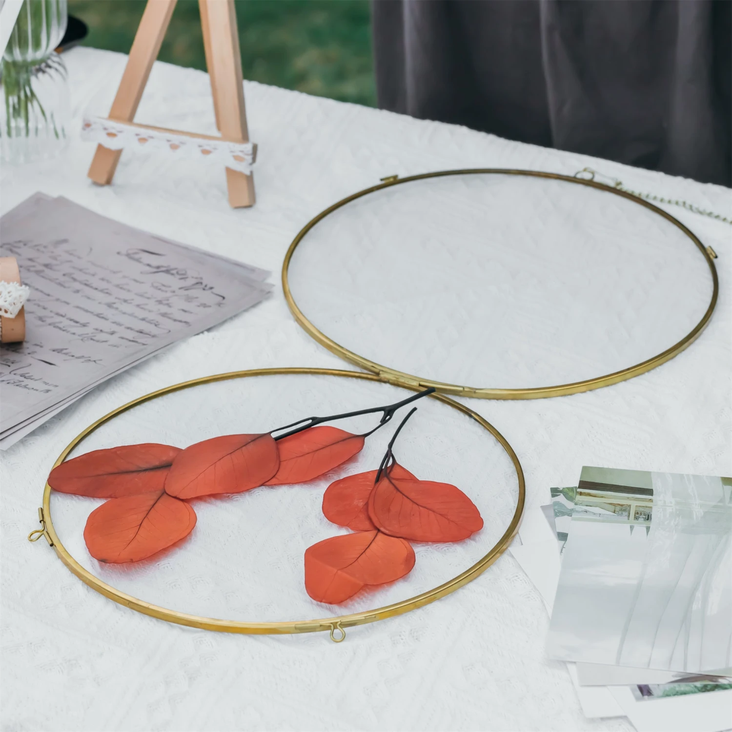 NCYP Wall Hanging Round 8" 10" 12" Herbarium Brass Glass Frame For Pressed Flowers, Poster, Double Glass, Floating Frame 15 NCYP Wall Hanging Round 8" 10" 12" Herbarium Brass Glass Frame For Pressed Flowers, Poster, Double Glass, Floating Frame - Image 13