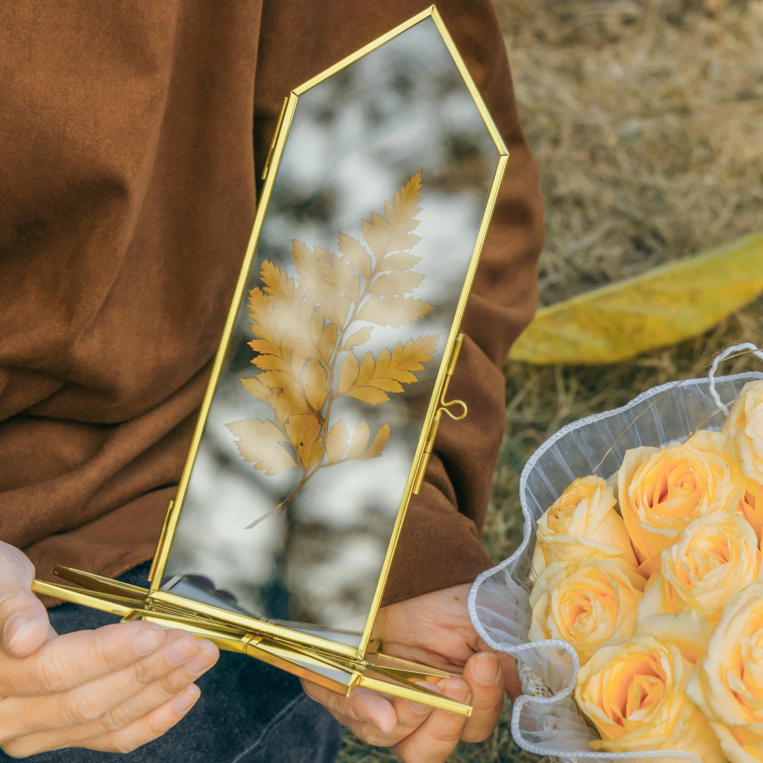 Geometric Gardenia Garden Gold Glass And Brass Wedding Table Number Holder, Pressed Flower Frame 12 Geometric Gardenia Garden Gold Glass And Brass Wedding Table Number Holder, Pressed Flower Frame - Image 10
