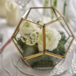 Handmade Gold Tabletop Polyhedron Glass Geometric Terrarium For Wedding Section Reception 24 Handmade Gold Tabletop Polyhedron Glass Geometric Terrarium For Wedding Section Reception -Ncyp Garden Store product image 679178239